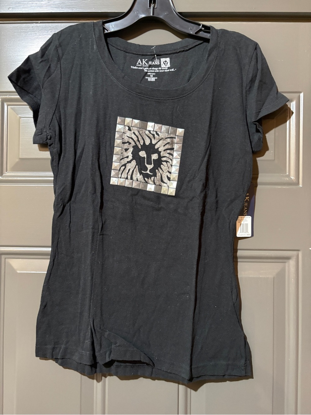 AK Jeans Women's Black Short Sleeve Graphic Tee with Lion Motif